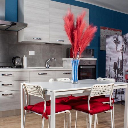 Апартаменты Blue Loft - Free Parking Турин Экстерьер фото